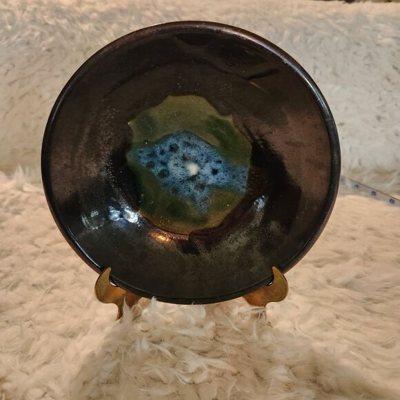 Handcrafted Studio Pottery Bowl - Unique Glazed Ceramic Art - 7" Diameter - Picture 6 of 6